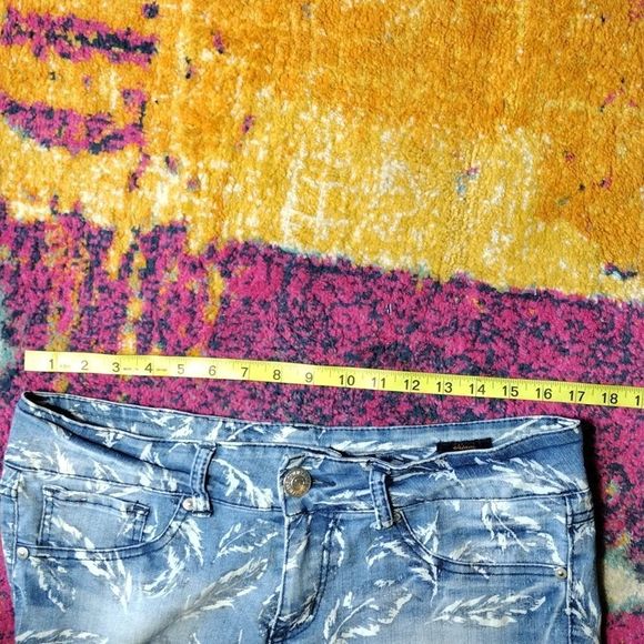 Seven7 Feather Print Skinny Jeans - Picture 7 of 14